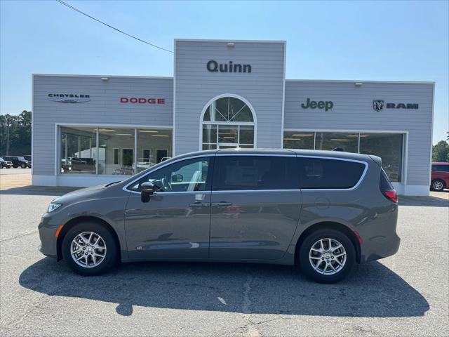 2025 Chrysler Pacifica PACIFICA SELECT