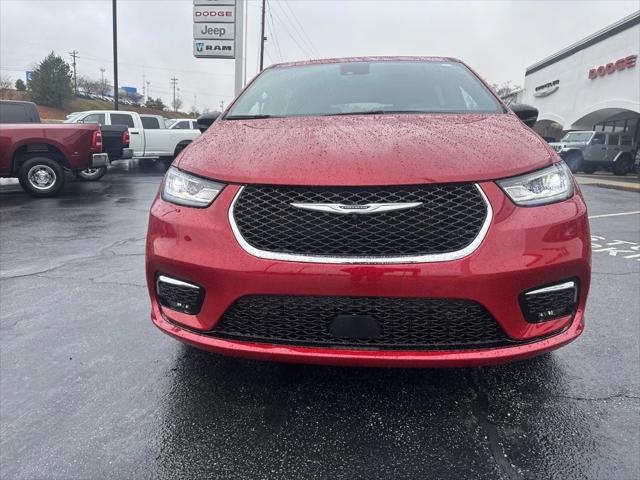 2025 Chrysler Pacifica PACIFICA SELECT