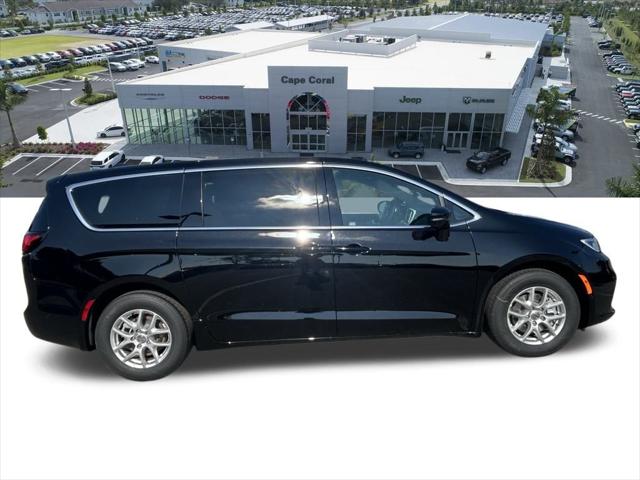 2025 Chrysler Pacifica PACIFICA SELECT