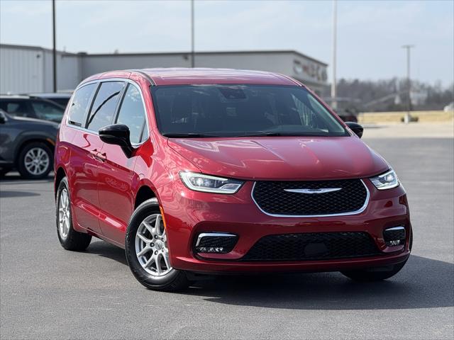 2025 Chrysler Pacifica PACIFICA SELECT