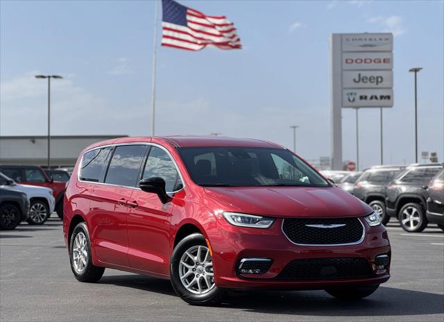 2025 Chrysler Pacifica PACIFICA SELECT