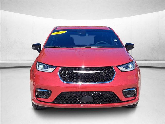 2025 Chrysler Pacifica PACIFICA SELECT