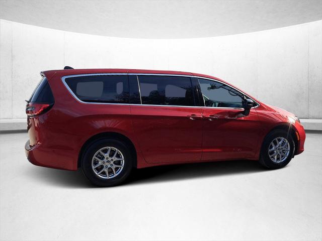 2025 Chrysler Pacifica PACIFICA SELECT