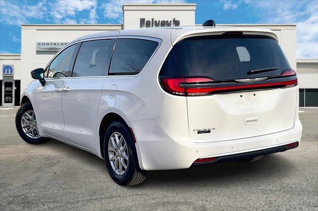 2025 Chrysler Pacifica PACIFICA SELECT