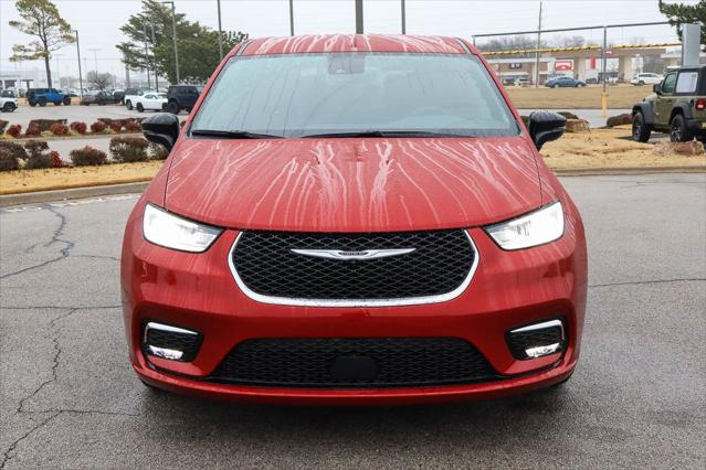 2025 Chrysler Pacifica PACIFICA SELECT