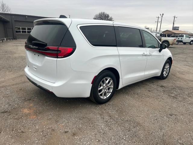 2025 Chrysler Pacifica PACIFICA SELECT