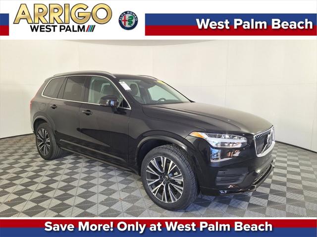 2022 Volvo XC90 T5 Momentum 7 Passenger