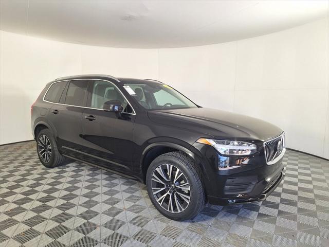 2022 Volvo XC90 T5 Momentum 7 Passenger