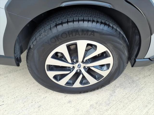2025 Subaru Outback Standard