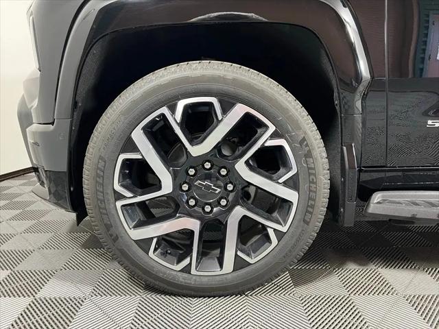 2024 Chevrolet Silverado EV RST