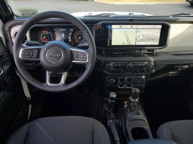 2025 Jeep Wrangler 4-Door Sahara 4x4