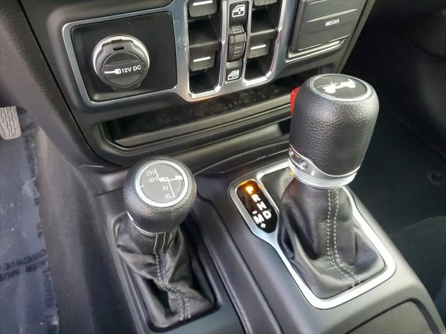 2025 Jeep Wrangler 4-Door Sahara 4x4