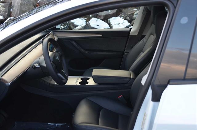 2024 Tesla Model Y Long Range Dual Motor All-Wheel Drive
