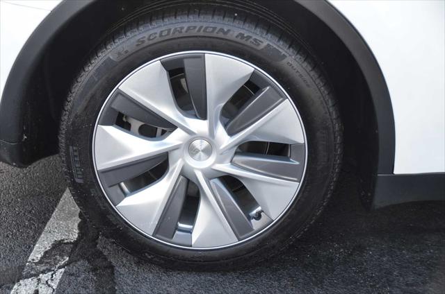 2024 Tesla Model Y Long Range Dual Motor All-Wheel Drive