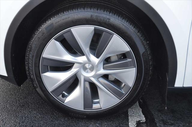 2024 Tesla Model Y Long Range Dual Motor All-Wheel Drive