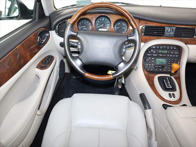 2000 Jaguar XJ Unknown