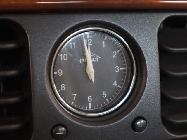 2000 Jaguar XJ Unknown