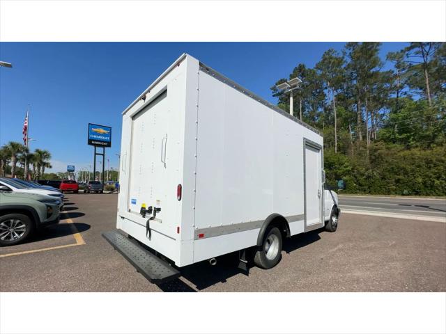 2024 Chevrolet Express Cutaway Work Van