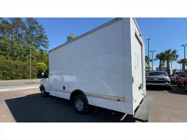 2024 Chevrolet Express Cutaway Work Van
