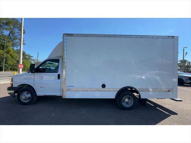 2024 Chevrolet Express Cutaway Work Van