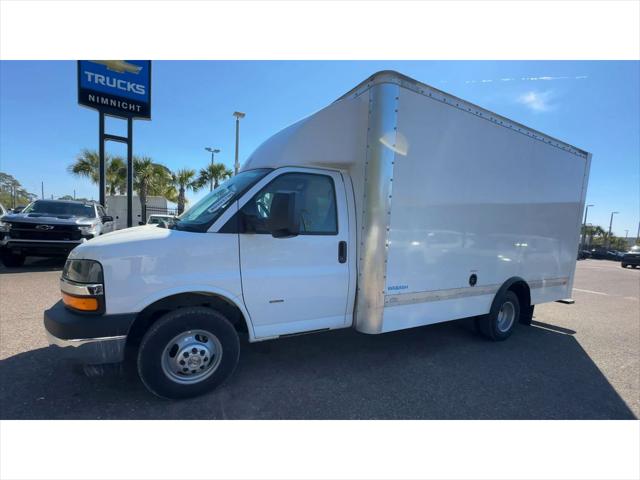 2024 Chevrolet Express Cutaway Work Van