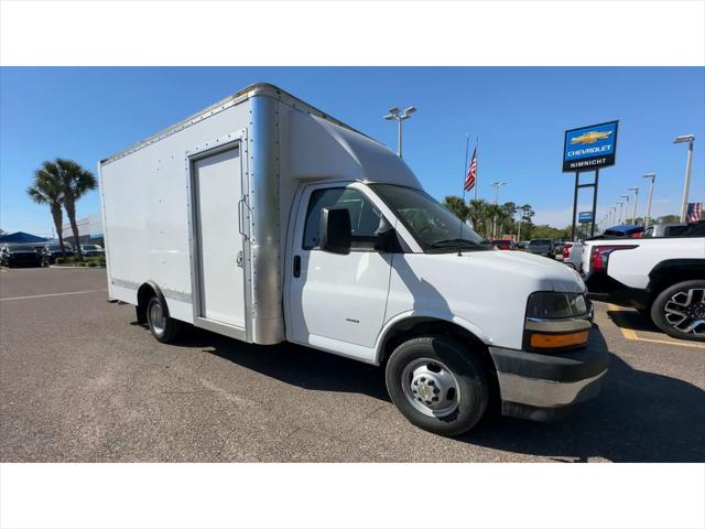 2024 Chevrolet Express Cutaway Work Van