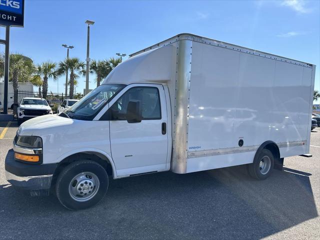 2024 Chevrolet Express Cutaway Work Van