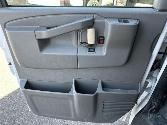 2024 Chevrolet Express Cutaway Work Van