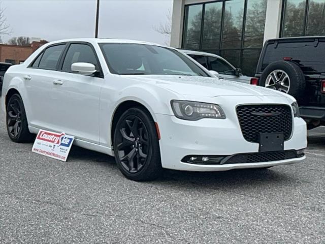 2022 Chrysler 300 S