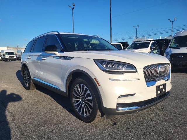 2023 Lincoln Aviator Standard