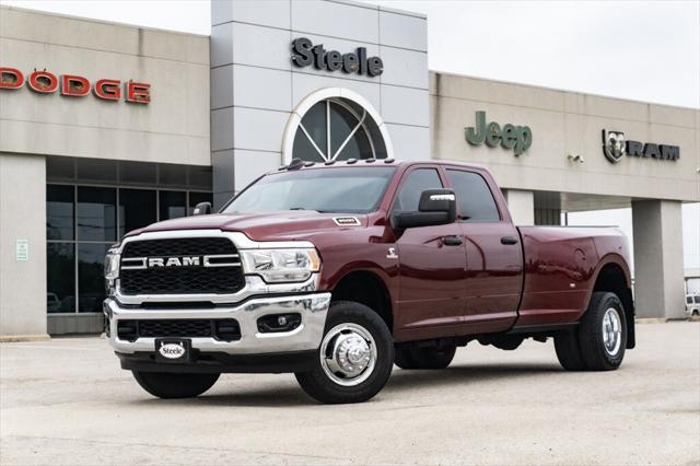 2023 RAM 3500 Tradesman Crew Cab 4x4 8 Box