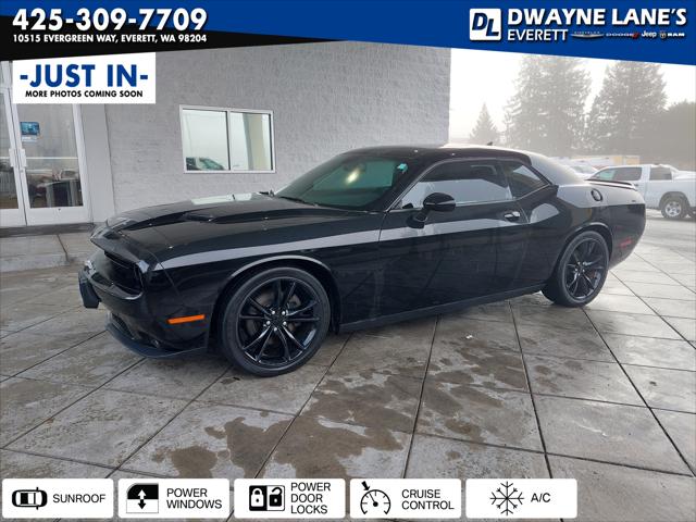 2016 Dodge Challenger SXT