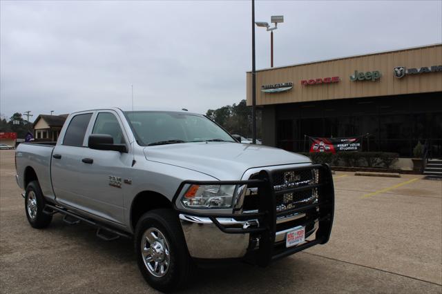 2017 RAM 2500 Tradesman Crew Cab 4x4 64 Box