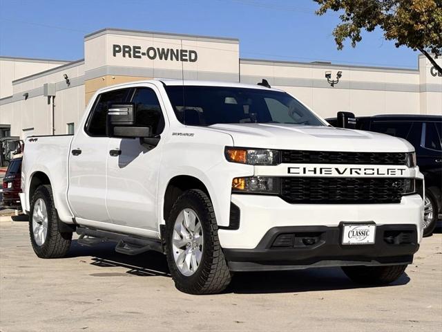 2021 Chevrolet Silverado 1500 4WD Crew Cab Short Bed Custom