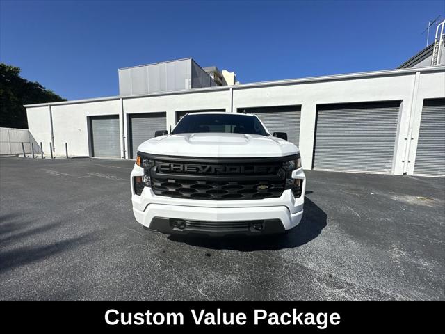 2022 Chevrolet Silverado 1500 2WD Crew Cab Short Bed Custom