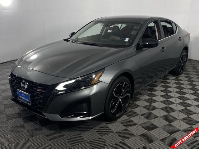 2023 Nissan Altima SR Intelligent AWD