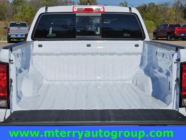 2024 Chevrolet Colorado 2WD WT