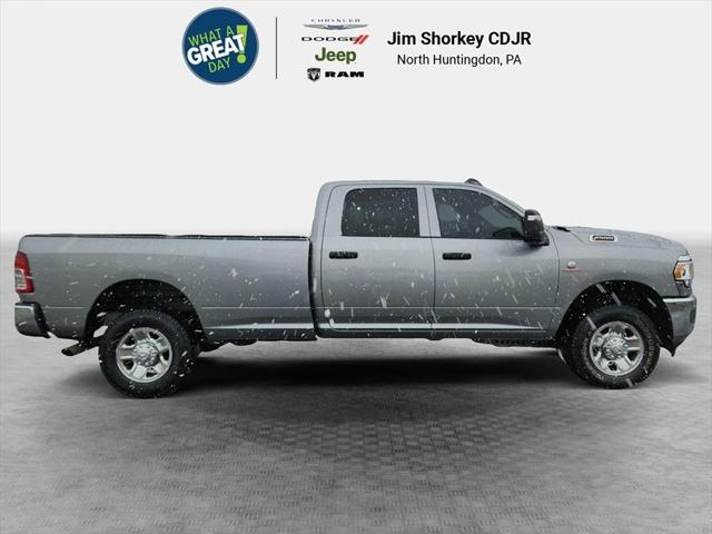 2024 RAM 2500 Tradesman Crew Cab 4x4 8 Box