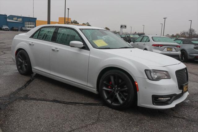 2023 Chrysler 300 300C