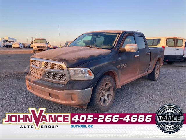 2017 RAM 1500 Laramie Crew Cab 4x4 64 Box