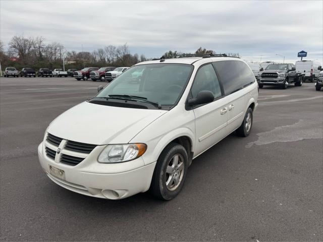 2005 Dodge Caravan SXT for sale in Richmond, KY