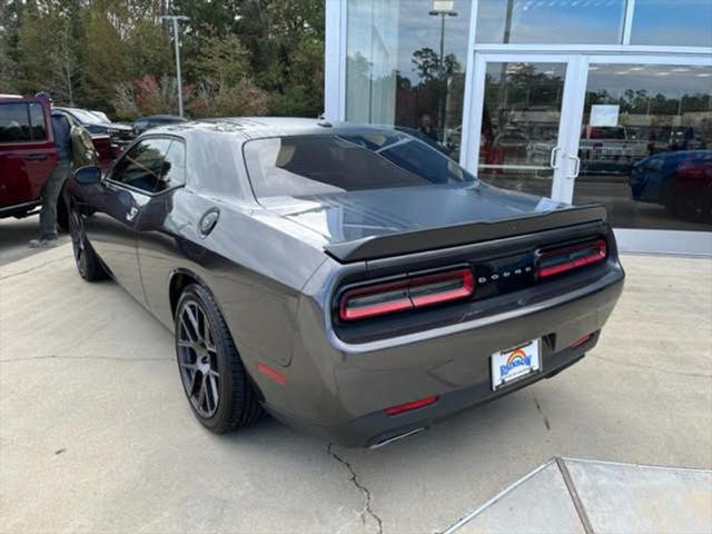 2016 Dodge Challenger R/T Shaker