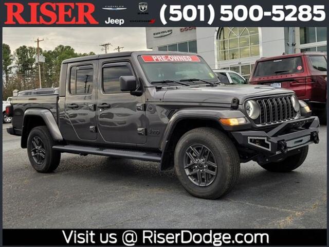 2024 Jeep Gladiator Sport S