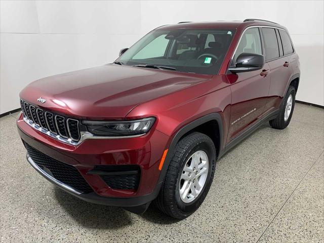 2023 Jeep Grand Cherokee Laredo 4x2