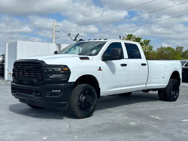 2025 RAM Ram 3500 RAM 3500 TRADESMAN CREW CAB 4X4 8 BOX