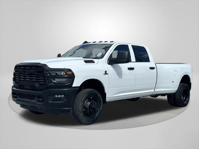 2025 RAM Ram 3500 RAM 3500 TRADESMAN CREW CAB 4X4 8 BOX