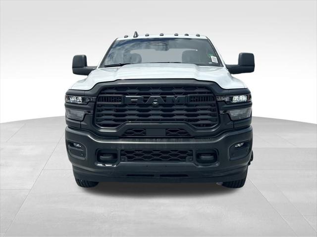 2025 RAM Ram 3500 RAM 3500 TRADESMAN CREW CAB 4X4 8 BOX