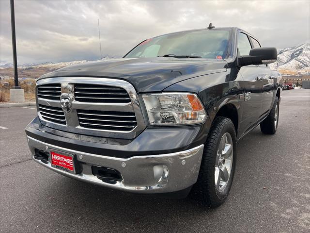 2017 RAM 1500 Big Horn Crew Cab 4x4 57 Box