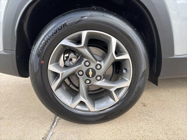2025 Chevrolet Trax FWD LT