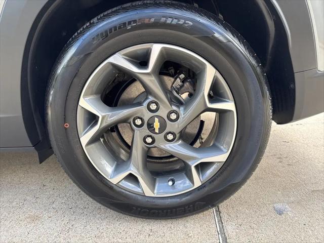 2025 Chevrolet Trax FWD LT
